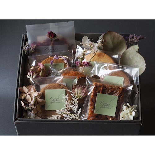 お菓子とお花のセット Voyage×chelban BOX