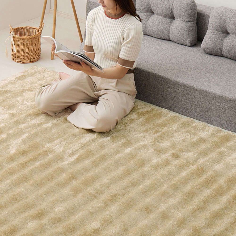 【ベルメゾン】ラビットファー調ぽこぽこ素材のあったかシャギーラグ