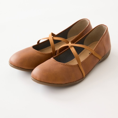 クロスゴムで脱ぎ履きしやすいフラットシューズ［日本製］