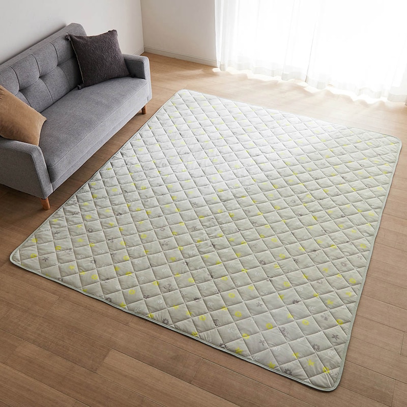 ミッキー＆ミニー　約１９０×２４０