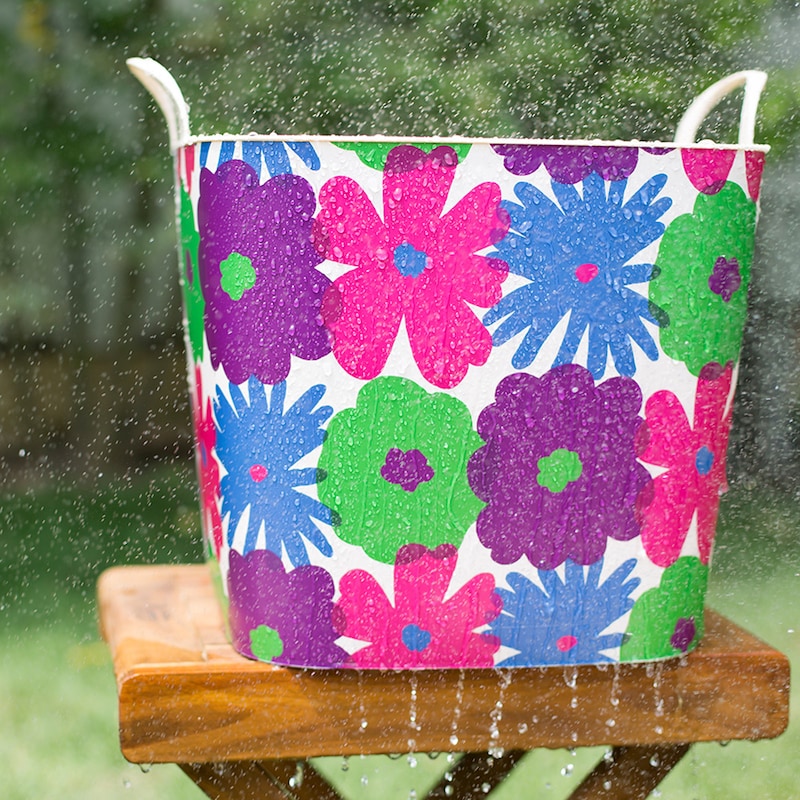 素材の柔らかさによってもたらされる安全性と機能性