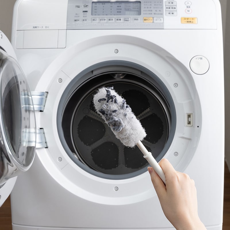 手を汚さずに洗濯機の気になるホコリや汚れをからめとることができます