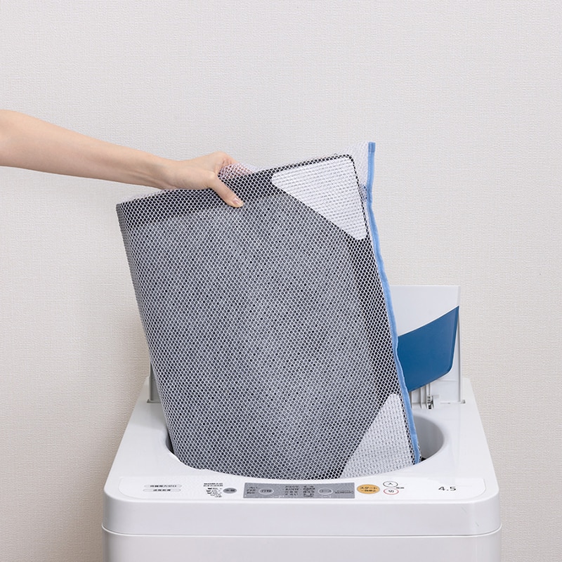 貼ったままお洗濯ができます。（洗濯ネット使用）