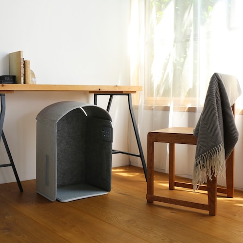 冷えがちな足元からひざ下までぽかぽか 5面パネルヒーター(タイマー付き)