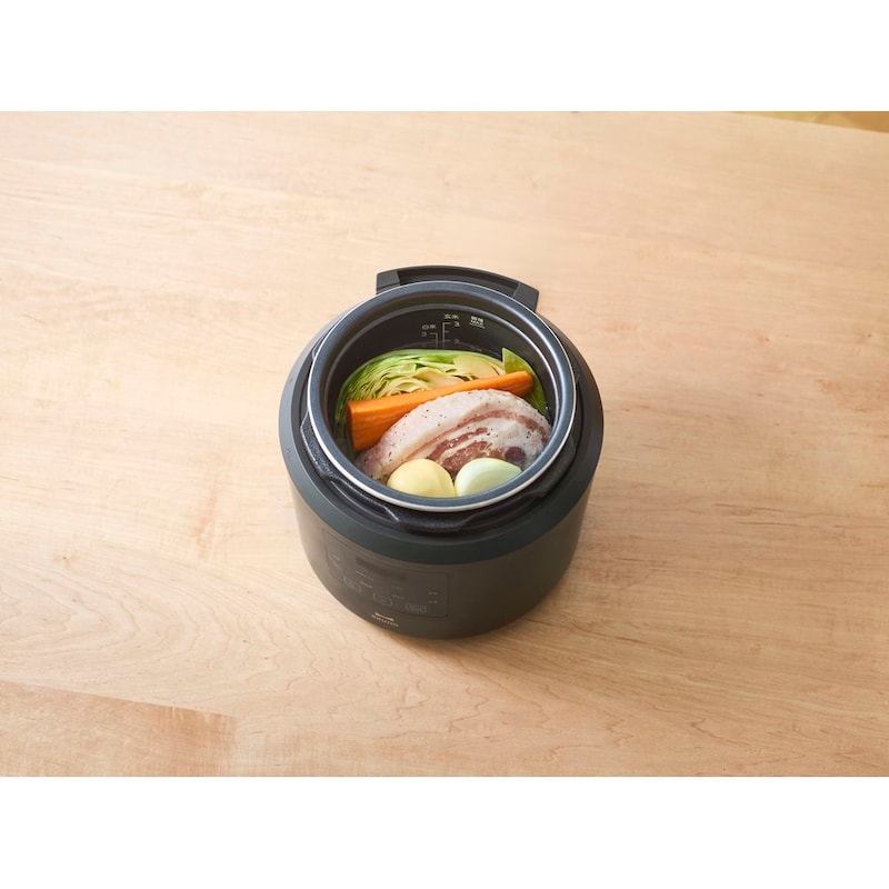 【使いかたは簡単 ３STEP】材料を入れる