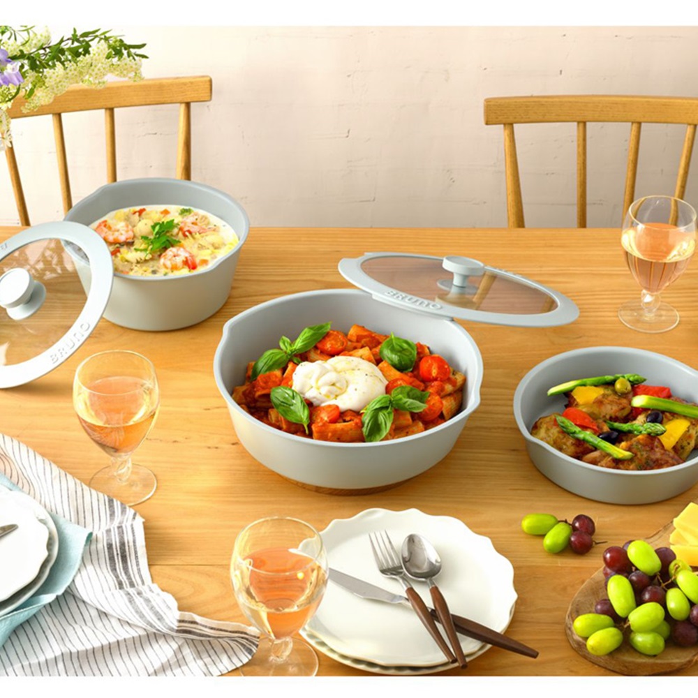 【ブルーノ/BRUNO】そのまま食卓に出せる!取っ手が取れるフライパン・鍋 【IH/ガス火対応】 【ブルーノ/BRUNO】そのまま食卓に出せる!取っ手が取れるフライパン・鍋 【IH/ガス火対応】