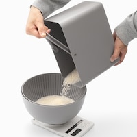 最後まで使い切りやすく、水洗いも可能