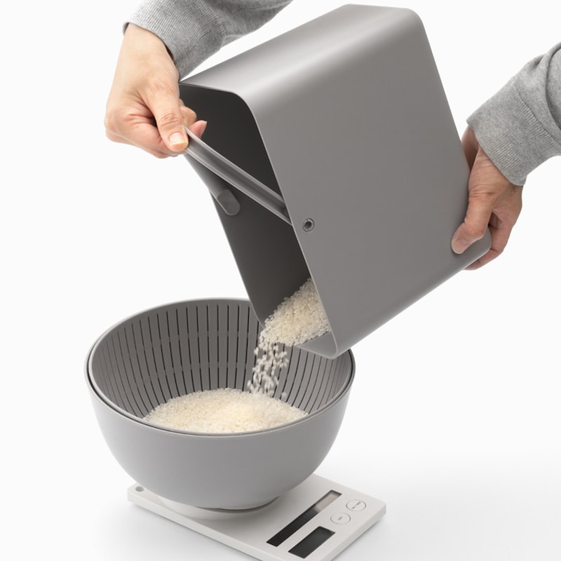 最後まで使い切りやすく、水洗いも可能