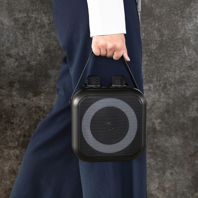 持ち運び用の持ち手も装備