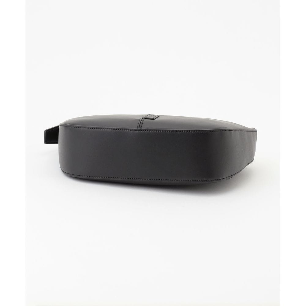 ブラック レザー ショルダーバッグ♡ポーチ付き♡ 特別価格】シープレザーポーチ付きショルダーバッグ(イザック/Y'SACCS