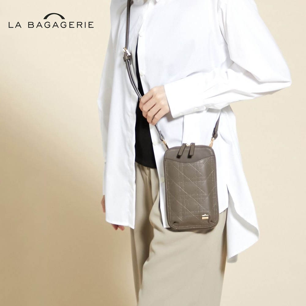 【ラ バガジェリー/LA BAGAGERIE】【特別価格】レザー×ステッチ スマホポシェット