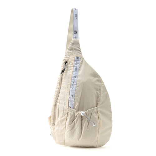 【特別価格】軽量ナイロンボディバッグ