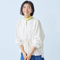オフホワイト