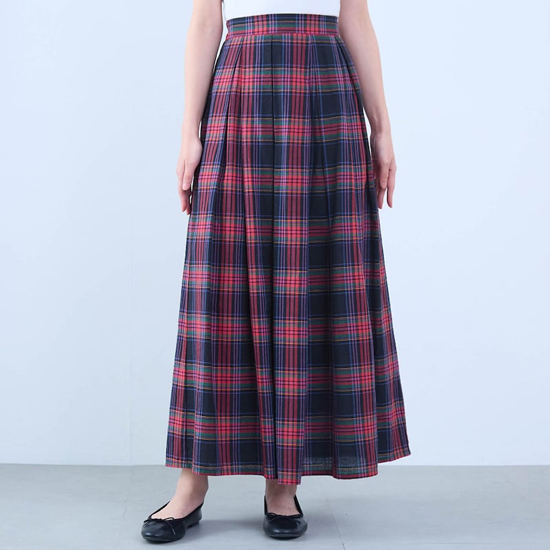 モデル身長168cm／M～L ※写真は撮影用のため総丈+6cmになります。