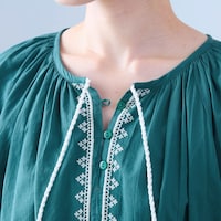 リボンは結んだり垂らしたり、アレンジを楽しめる