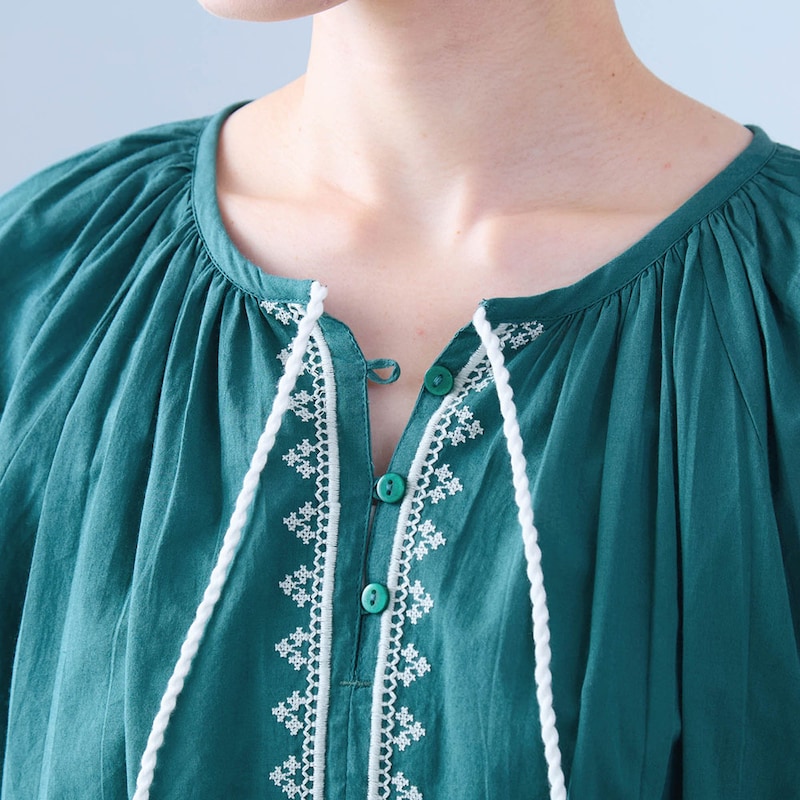 リボンは結んだり垂らしたり、アレンジを楽しめる