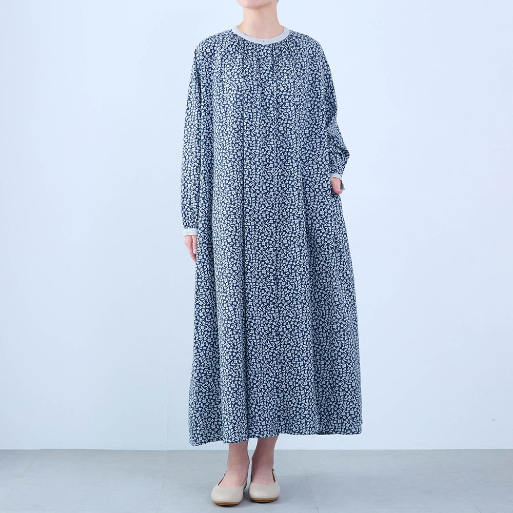 モデル身長168cm／M～L　※写真は撮影用のため着丈+6cmになります。