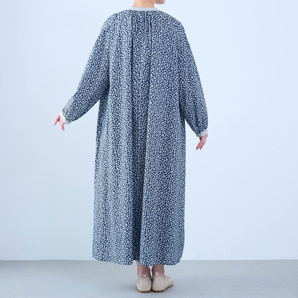 モデル身長168cm／M～L　※写真は撮影用のため着丈+6cmになります。