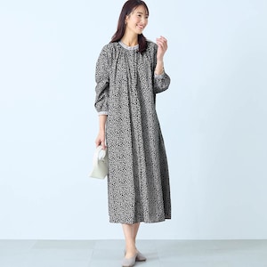 モデル身長173cm／M～L　※写真は撮影用のため着丈+6cmになります。