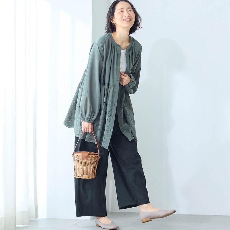 モデル身長168cm／M～L　※写真は撮影用のため股下+6cmになります。