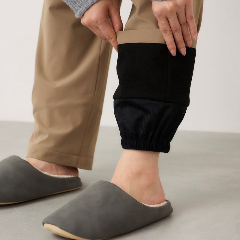 裏地はフリース素材であたたか