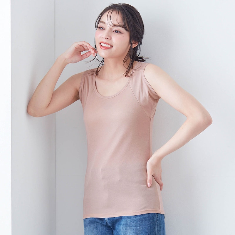 サーモンベージュ