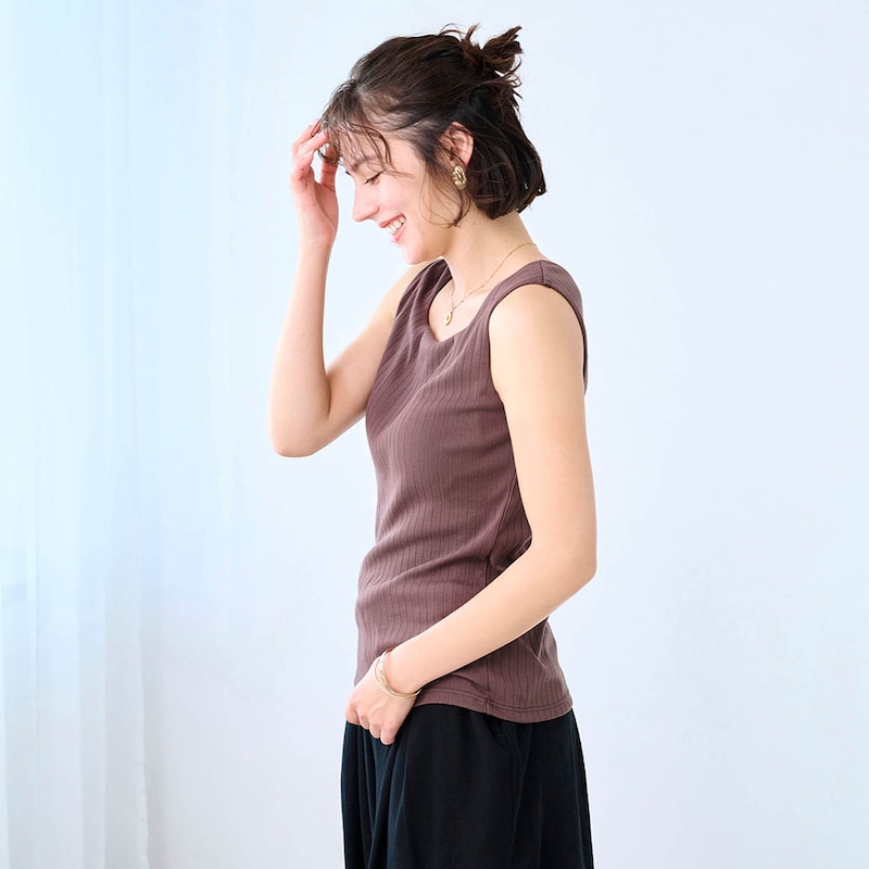 モデル身長162cm／M