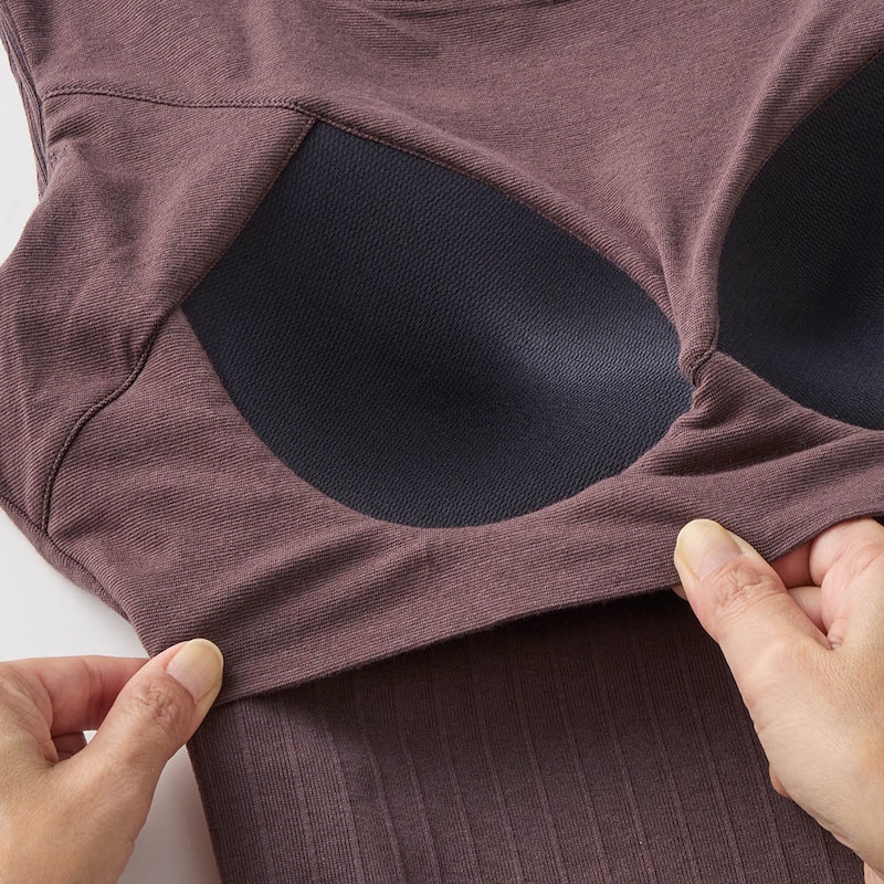 アンダーゴム不使用でバストをやさしくホールド