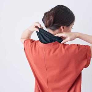 汗をかいたら服を着たままさっと抜き取ってすっきり