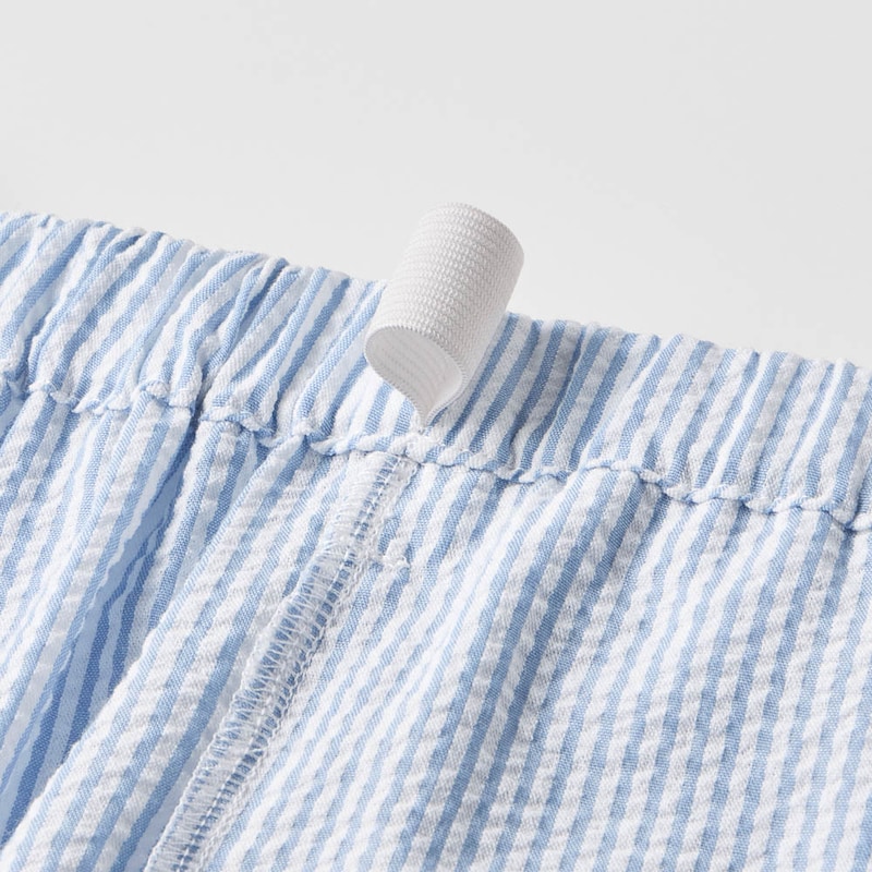 ウエストゴムの取替口付き