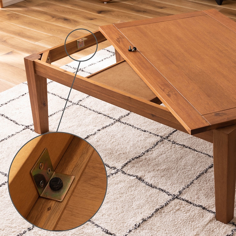 付属のネジで天板を固定できるので、オフシーズンも天板がずれず快適