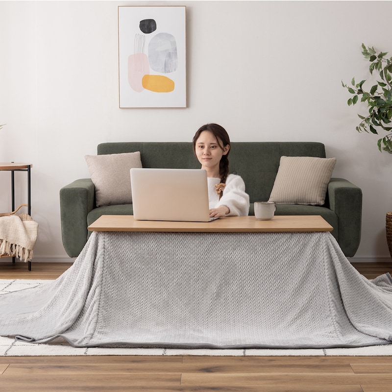 使用イメージ　こたつテーブル＋こたつ布団(ライトグレー)