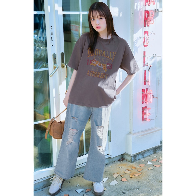 オーバーダイライトブルー／モデル身長160cm・サイズJ-M