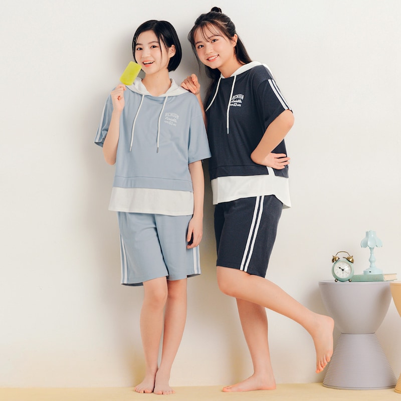 左)サックス／158cm・160、右)スミクロ／160cm・160