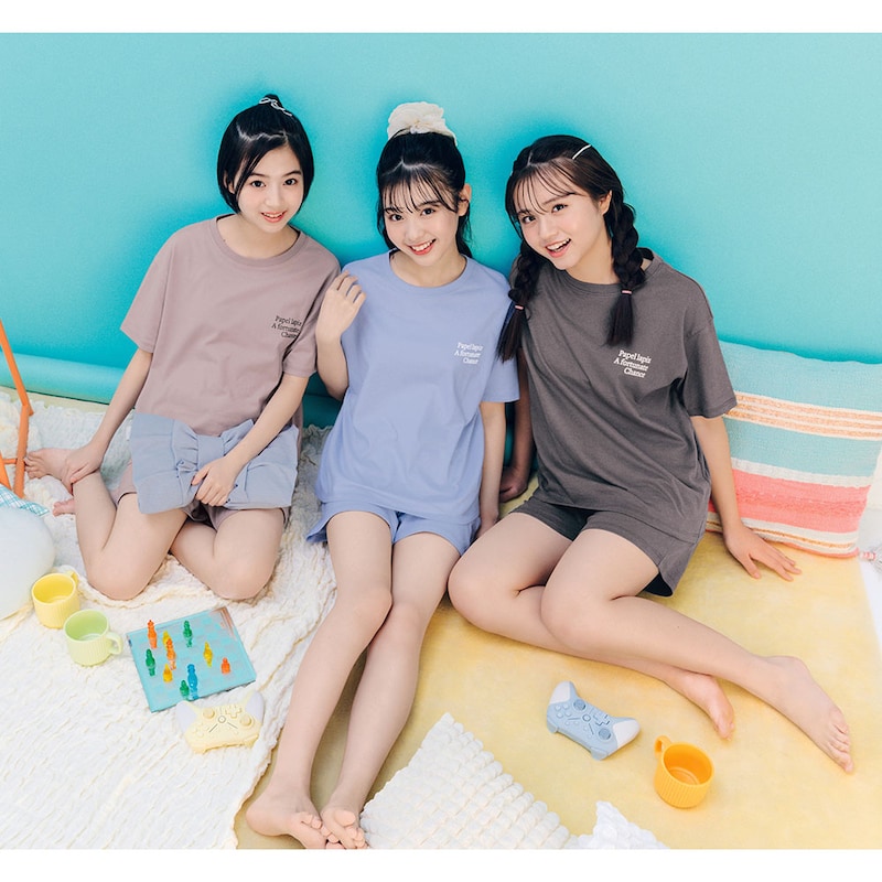 左)158cm・160、中)161cm・160、右)160cm・160