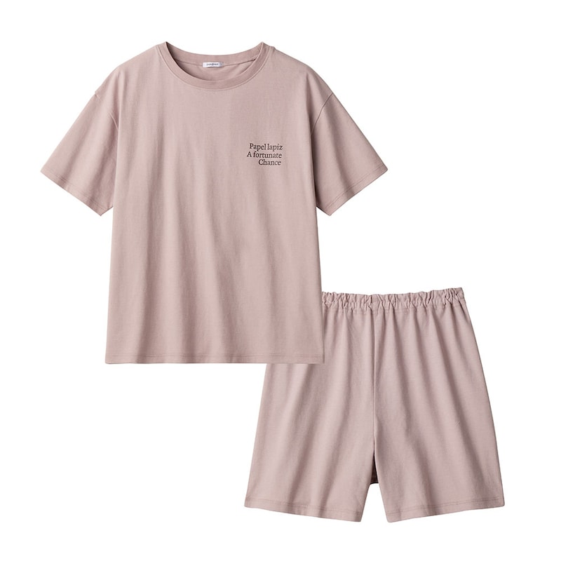 ピンクグレージュ