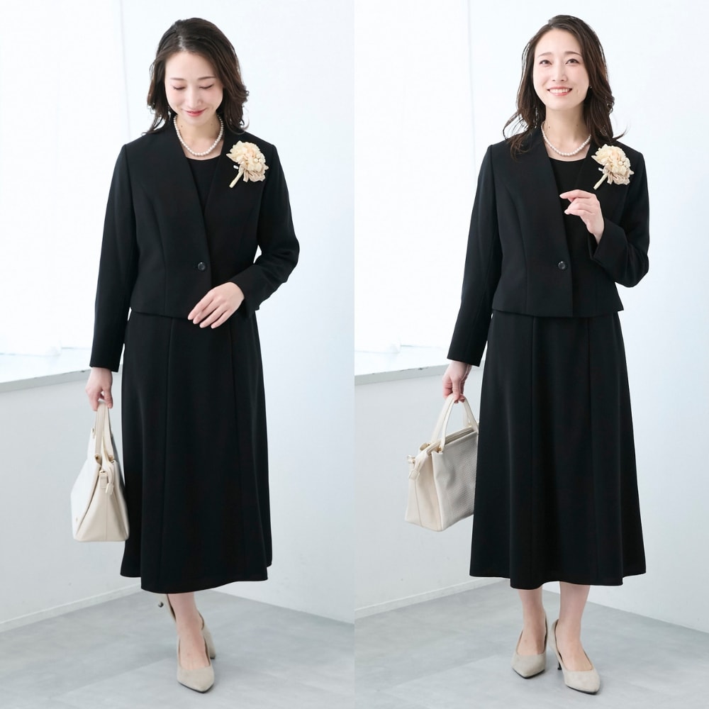 小物を変えて礼服やハレのシーンにも対応（モデル身長165cm/９号）