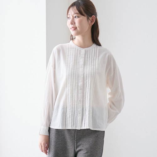 フロントタックブラウス