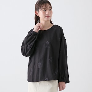 【ベルメゾン】刺しゅうブラウス