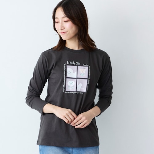 長袖ロゴTシャツ