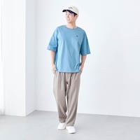 モデル身長182cm／L～LL　ドナルドダック着用