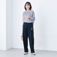 モデル身長165cm／M ※写真は撮影用のため股下+3㎝になります。