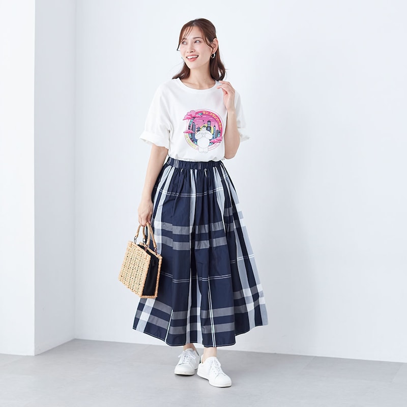 モデル身長168cm／M　ベイマックス（ホワイト）着用