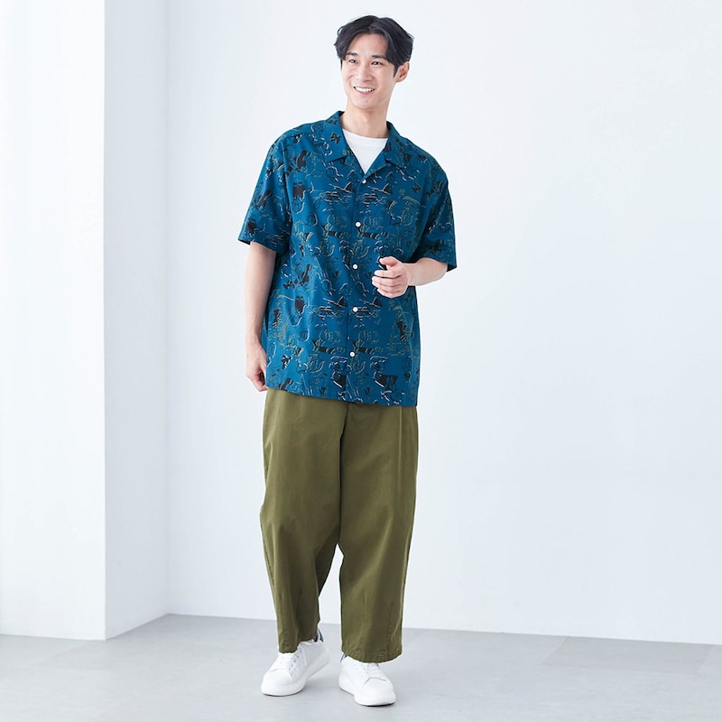 モデル身長182cm／LL