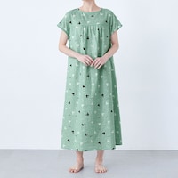 モデル身長167cm／M ※写真は撮影用のため着丈+5㎝になります。