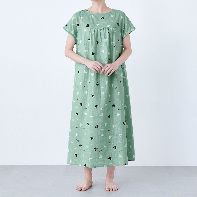 モデル身長167cm／M ※写真は撮影用のため着丈+5㎝になります。