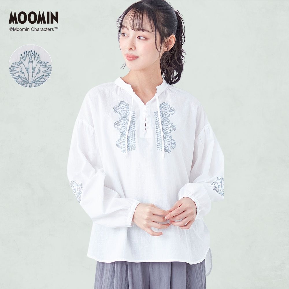 【ムーミン/MOOMIN】スラブコットンの刺しゅうブラウス「ニョロニョロ/ムーミン」