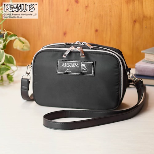 お財布機能付きポシェット「スヌーピー」