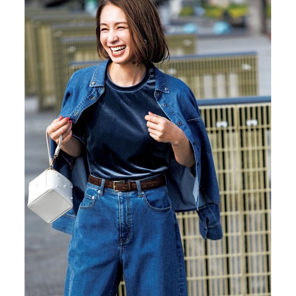 新品未使用◎UNFILO クロップドデニムシャツ ミッドブルー Sサイズ UNFILO L 【UNFILO DENIM LIGHT】 クロップドシャツ （ミッド