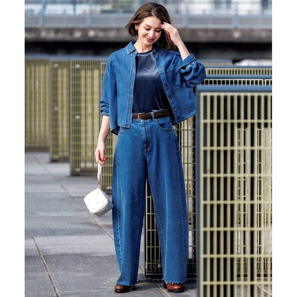 新品未使用◎UNFILO クロップドデニムシャツ ミッドブルー Sサイズ 新品未使用◎UNFILO クロップドデニムシャツ ミッドブルー S